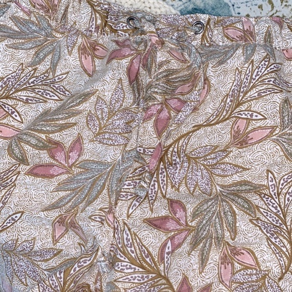Cynthia Rowley floral shorts linen size medium - Picture 6 of 8
